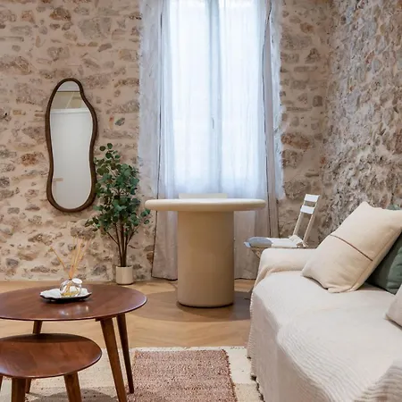Charming Ac In Old Town Walk Everywhere