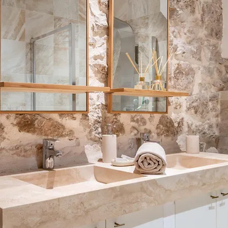 Apartmán Charming Ac In Old Town Walk Everywhere Antibes
